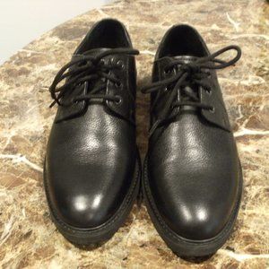 Men's Hush Puppies "Detroit" Plain Toe Oxfords